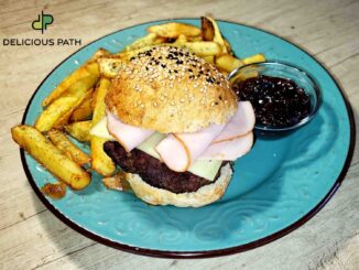 Cheeseburger with Turkey - Photo By Thanasis Bounas